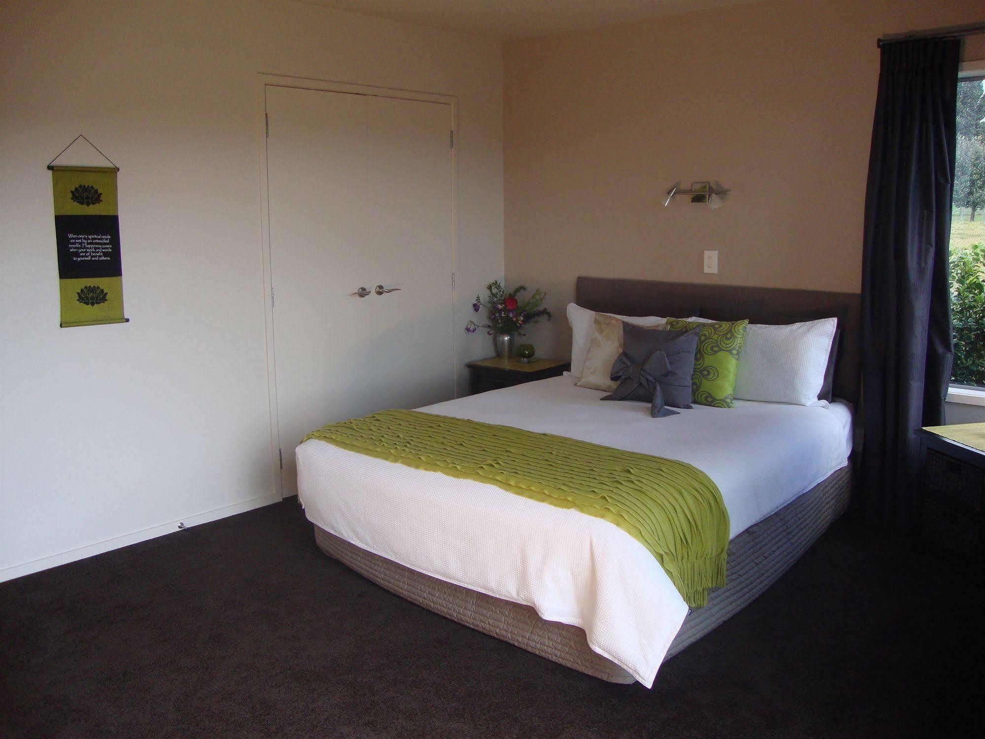 Bed and Breakfast Stunning Views Bed, Breakfast & Health Retreat à Whangamata Extérieur photo