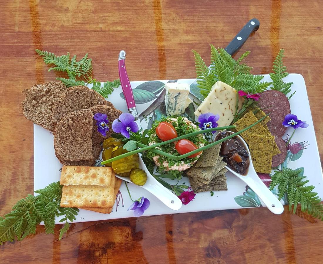 Bed and Breakfast Stunning Views Bed, Breakfast & Health Retreat à Whangamata Extérieur photo